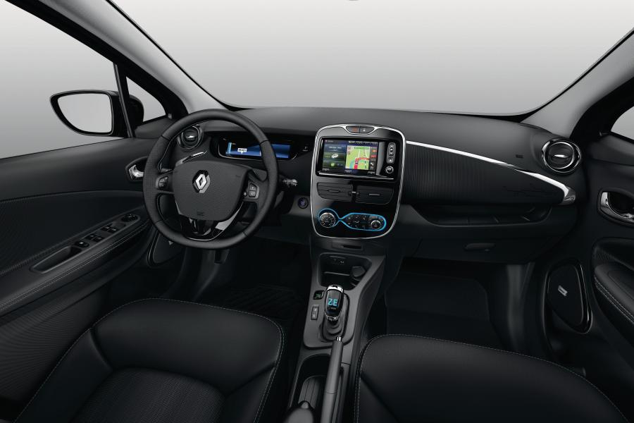 Торпедо Renault Zoe Z.E. Iconic 2018 года  (фото 4 из 5)